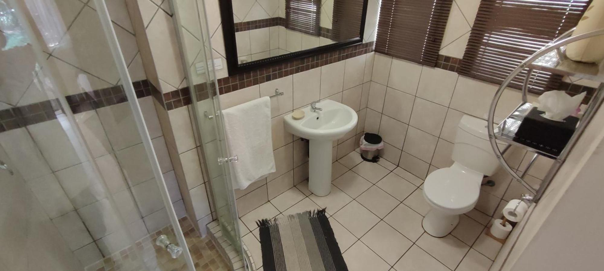Premiere Guesthouse Bloemfontein Exterior photo