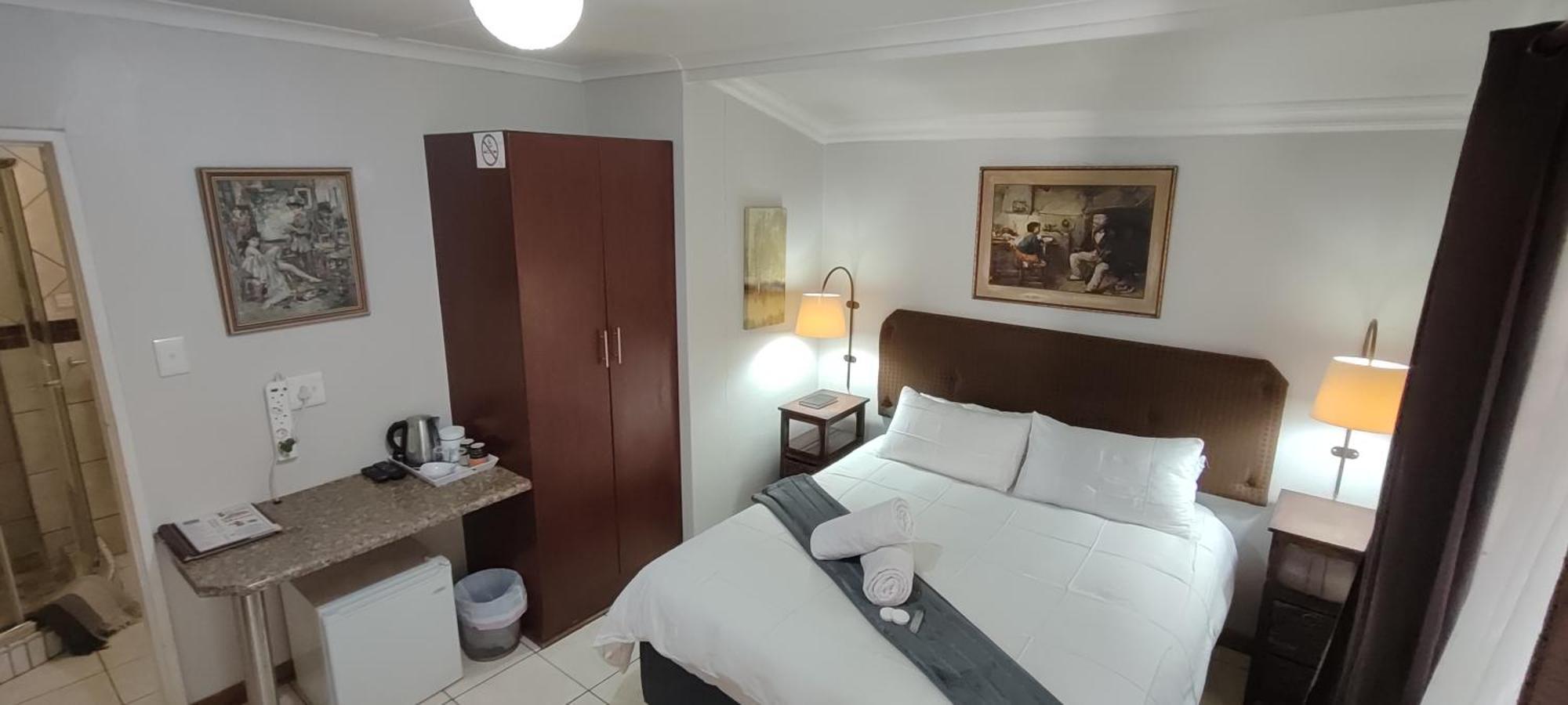 Premiere Guesthouse Bloemfontein Exterior photo