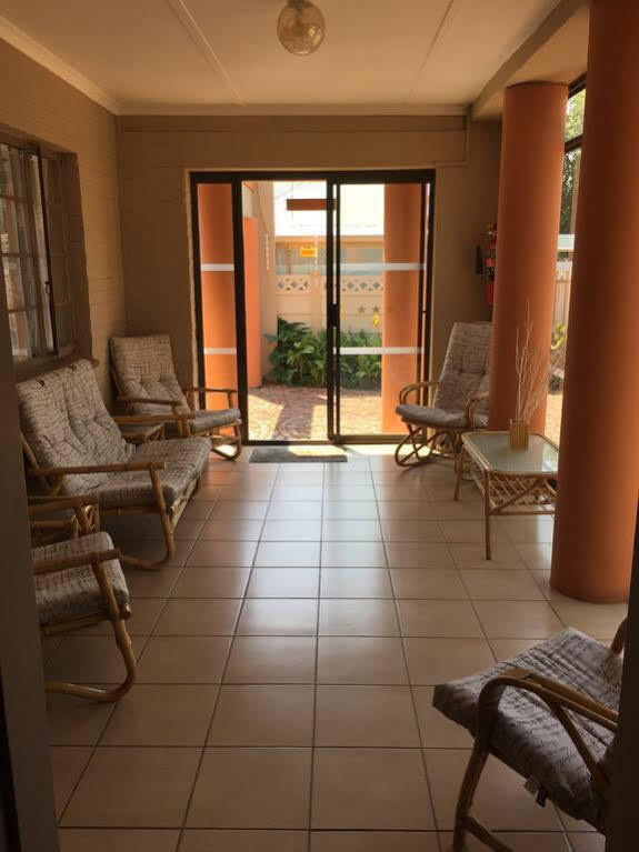 Premiere Guesthouse Bloemfontein Exterior photo